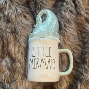 NWT Rae Dunn Little Mermaid mug with lid